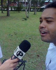 Antônio concedendo entrevista durante a oficina na UFJF, em 2011